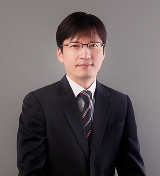 윤승환 변호사 - 성범죄 전문변호사, 고려대학교 법학과 졸업, 법학전문박사
